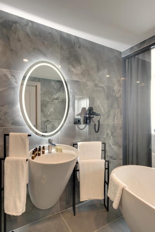 Pera Bosphorus Hotel イスタンブール エクステリア 写真